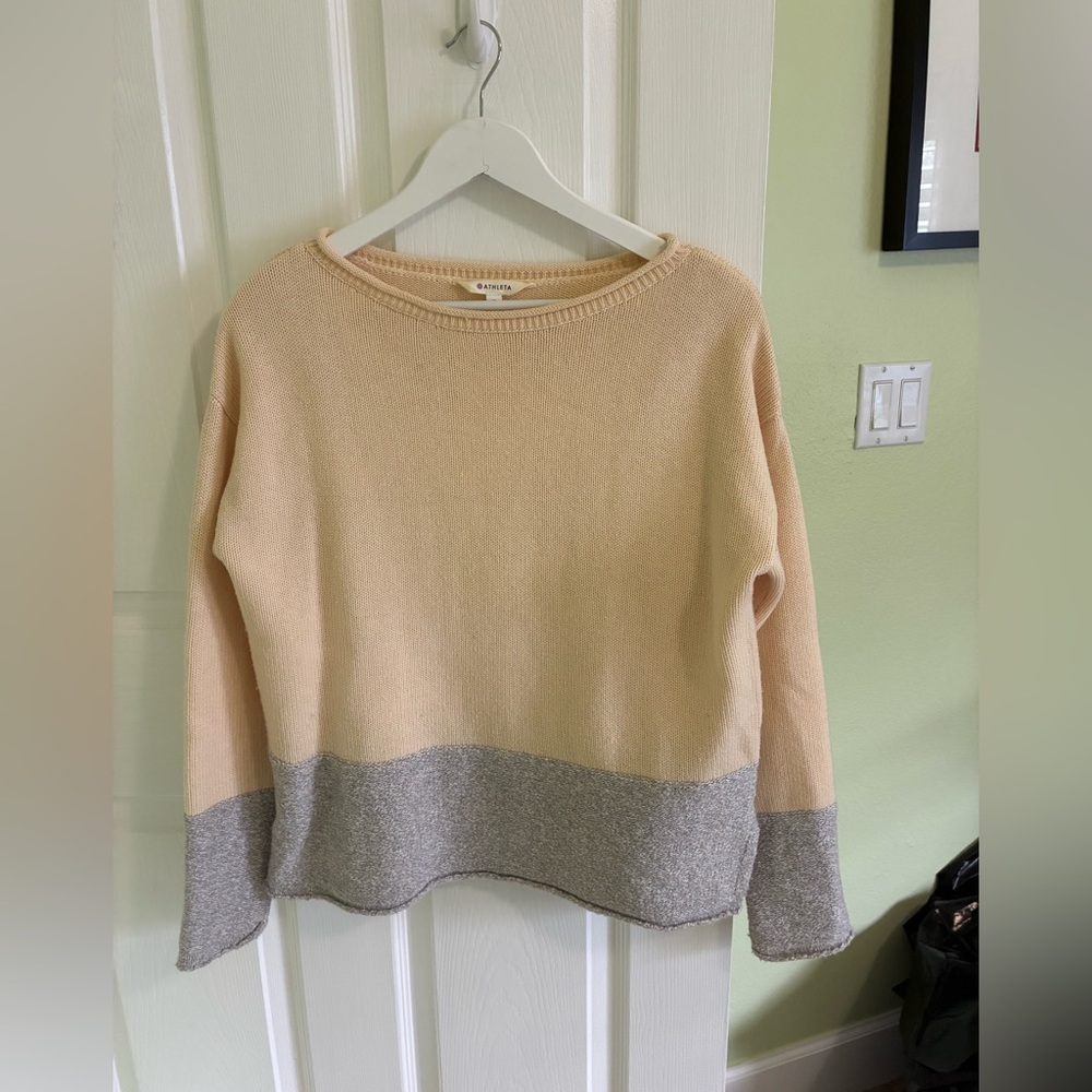 Athleta Cream and Gray Crew Neck Sweater